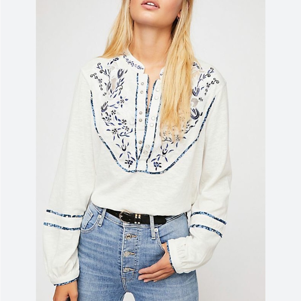 Embroidered White and Blue Women's Top; size L, new